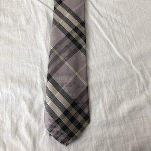 Burberry lavender silk tie